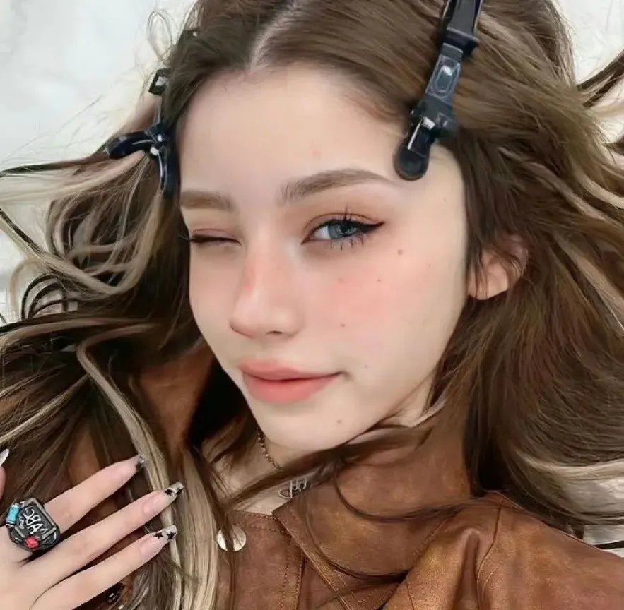 我的野蛮奶奶粤语封面